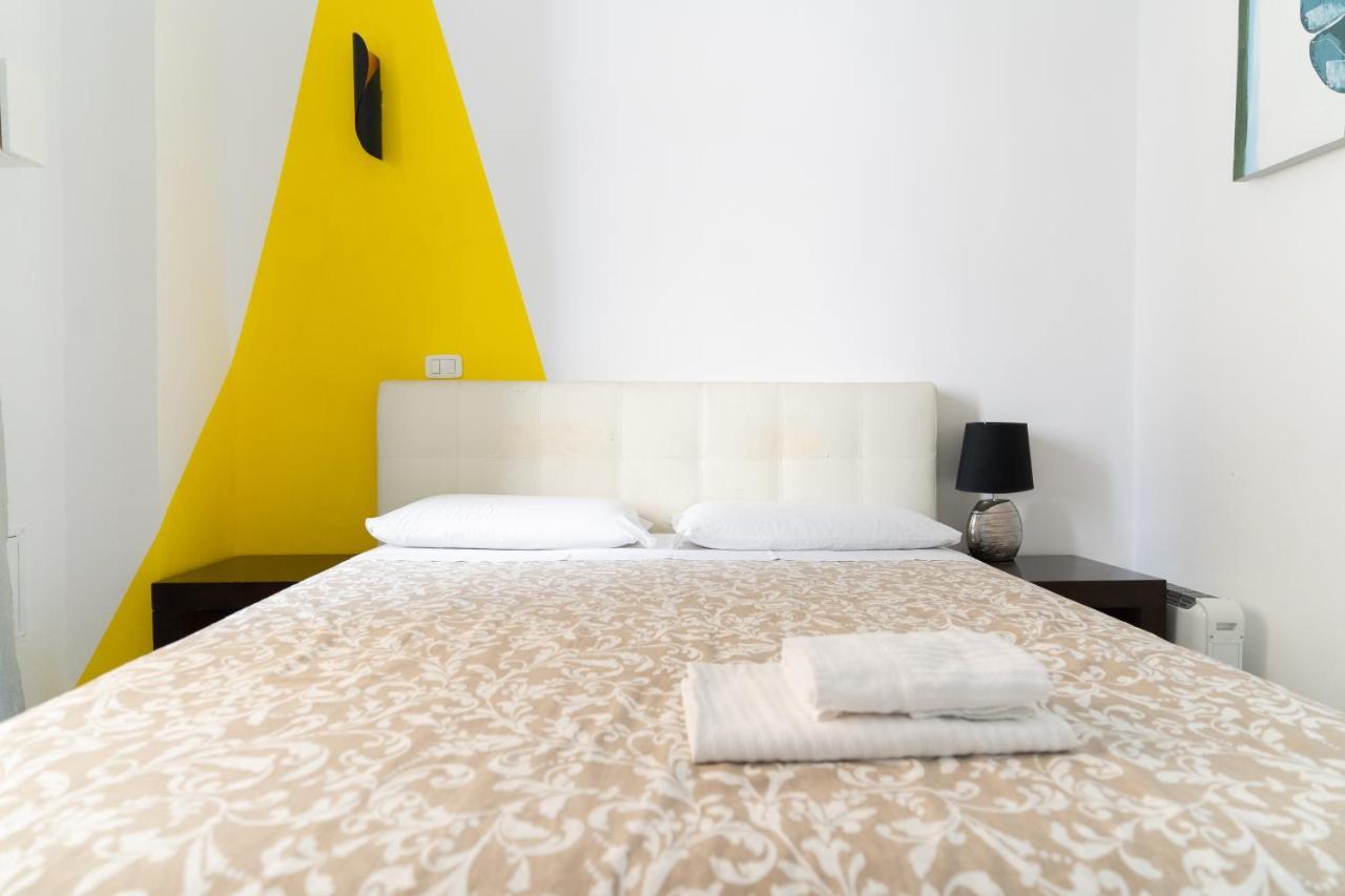 Romafullhouse Guesthouse Exterior foto